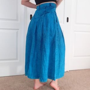 RARE Vintage Acid Wash Pleated Denim Skirt